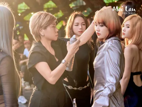 Bộ sưu tập Golden Hour 2025