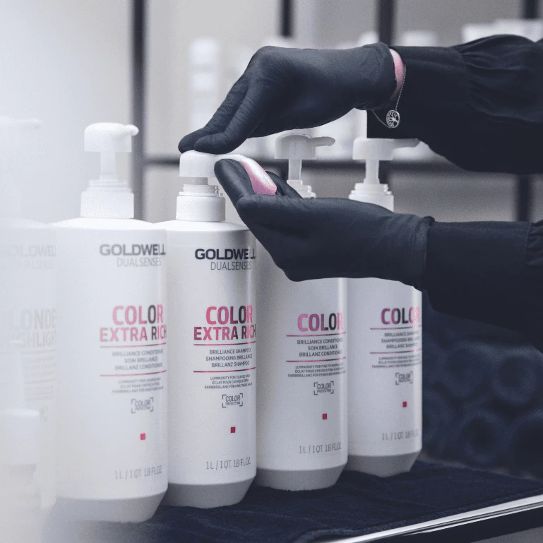 Dầu hấp dưỡng màu Color - Goldwell
